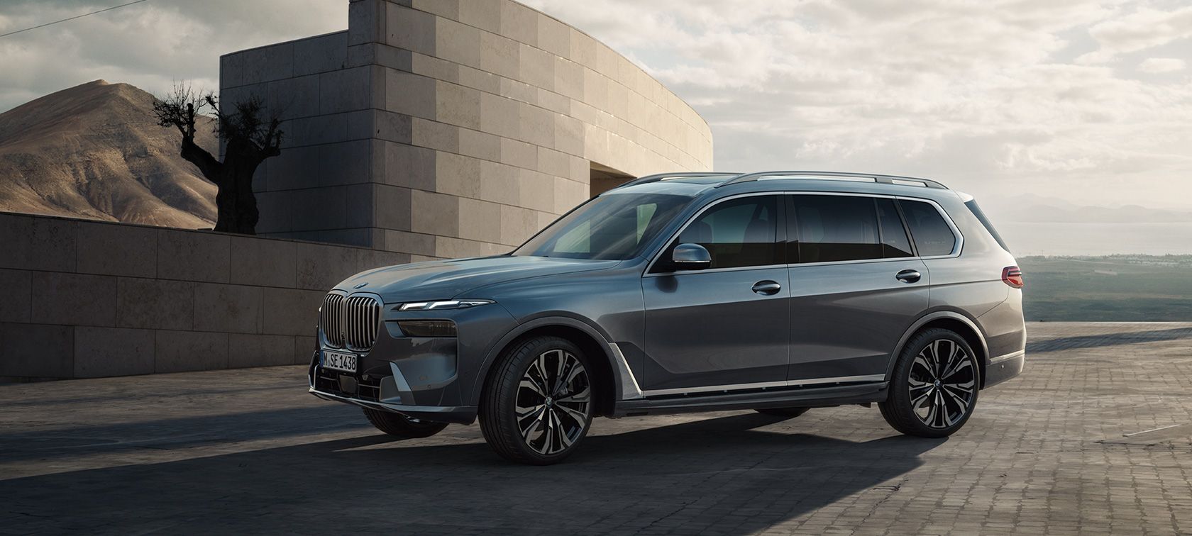 BMW X7 Banner